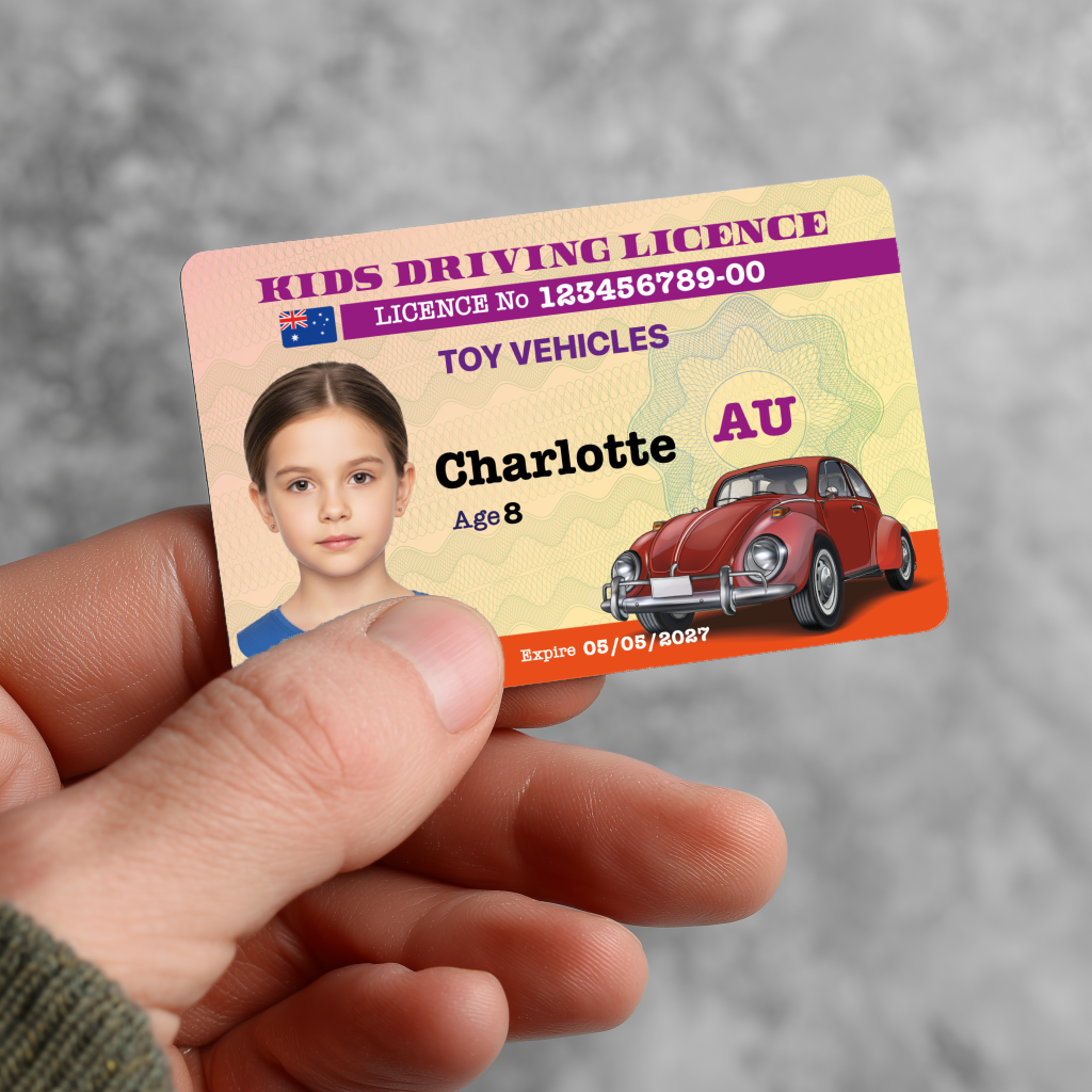 Kids tl 2 front 06 hand card.psd 0