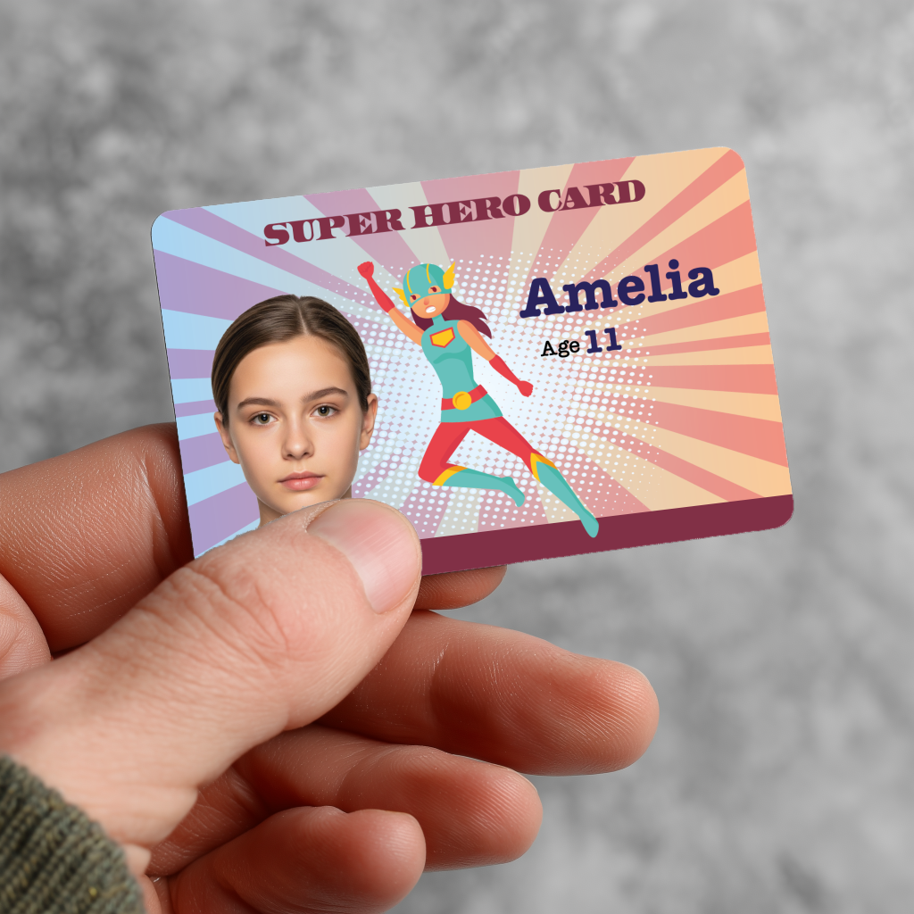 Super hero 2 front 14 hand card.psd 0